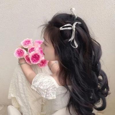 财富、年轻和美貌